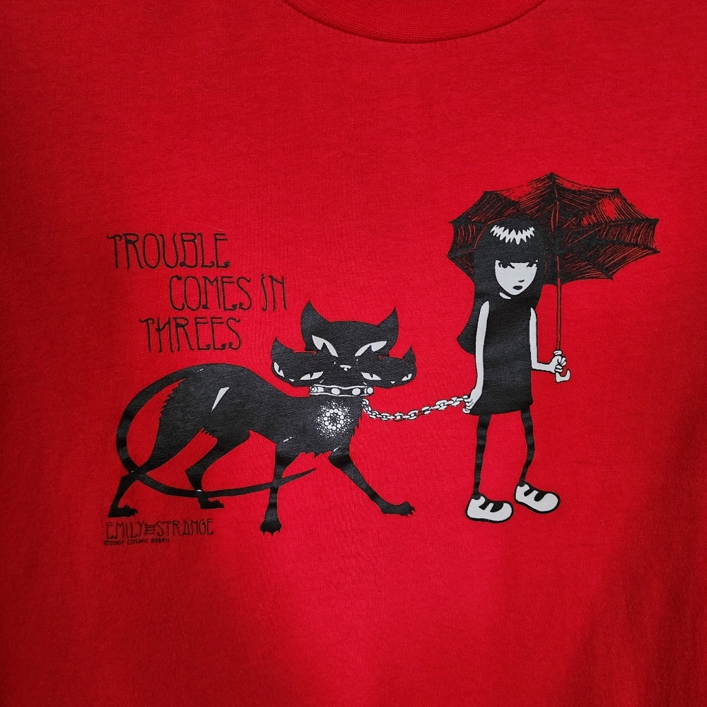 Official Vintage Emily The Strange 3-Headed Cat Short Sleeve T-Shirt - Picture 2 of 3